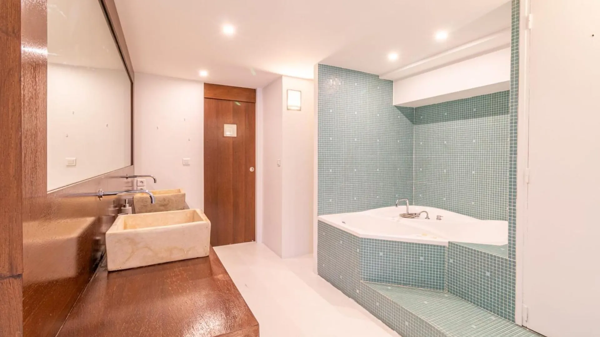Apartament Unique Grand Penthouse In The Heart Of Tuluza 0*,